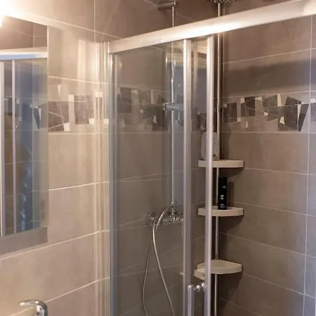 Loc Trotteur Le Graphite T2 Grand Confort Terrasse Lourdes Esterno foto